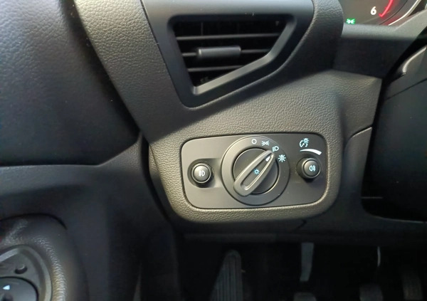 Ford Kuga cena 81900 przebieg: 126908, rok produkcji 2019 z Świdnica małe 562